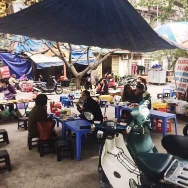 Không gian- Ăn vặt Bánh Gối & Há Cảo - TT Giảng Võ