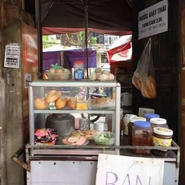 Không gian- Ăn vặt Bánh Mì & Bánh Rán - Nguyễn Trường Tộ