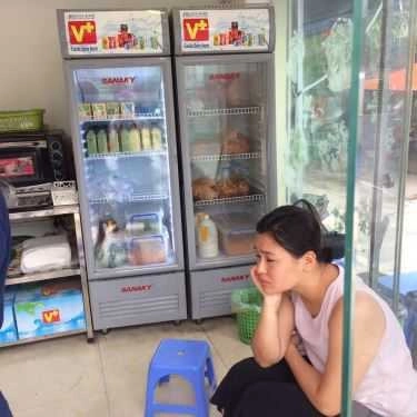 Không gian- Ăn vặt Bánh Mì Hạnh Phúc - Tân Mai