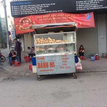 Không gian- Ăn vặt Bánh Mì Linh - Nam Đồng