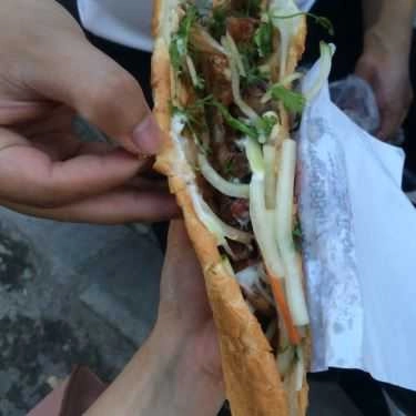 Món ăn- Ăn vặt Bánh Mì Ngon - Hai Bà Trưng