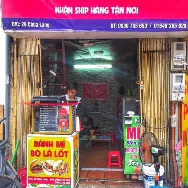 Không gian- Ăn vặt Bánh Mì Nướng Sài Gòn - Chùa Láng