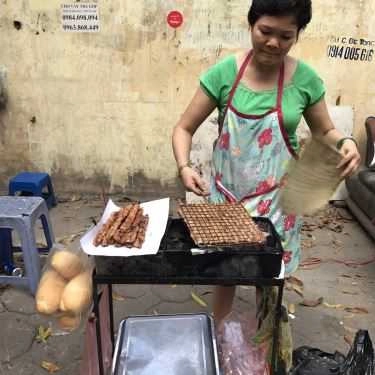 Món ăn- Ăn vặt Bánh Mi Thịt Xiên Nướng - Ngõ Quan Thổ 1