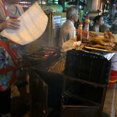 Tổng hợp- Ăn vặt Bánh Mì Thịt Xiên - Chợ Hàng Da