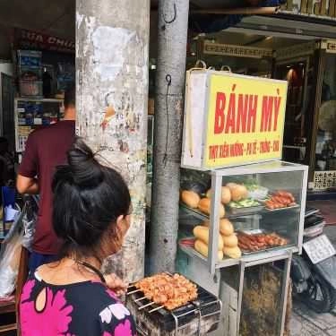 Tổng hợp- Ăn vặt Bánh Mì Thịt Xiên Nướng U Thủy