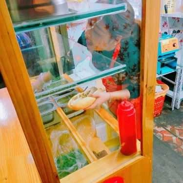 Tổng hợp- Ăn vặt Bánh Mì Vợ Ong Vàng - 169Q Tây Sơn