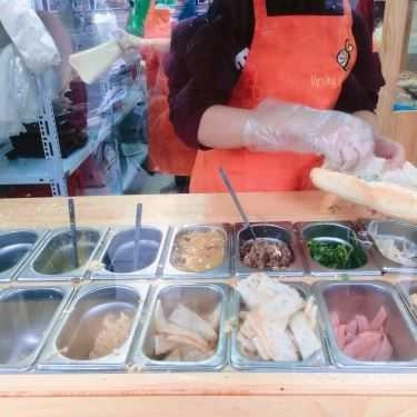 Tổng hợp- Ăn vặt Bánh Mì Vợ Ong Vàng - 169Q Tây Sơn