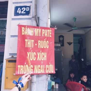 Thực đơn- Ăn vặt Bánh Mì, Xúc Xích & Trứng Ngải Cứu - Phạm Hồng Thái