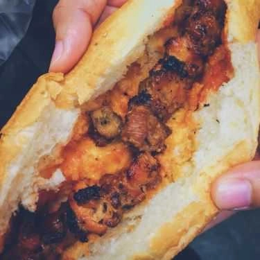 Món ăn- Ăn vặt Bánh Mì Thịt Xiên - Chợ Hàng Da