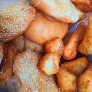 Món ăn- Ăn vặt Bánh Bao Chiên & Bánh Quẩy Đùi Gà - Quan Nhân