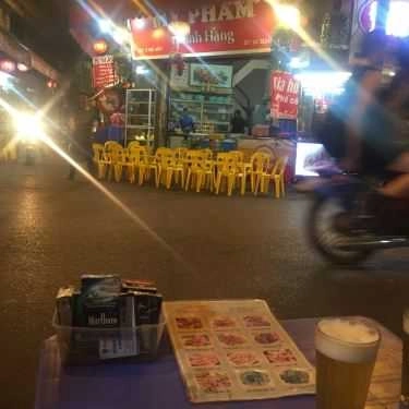 Không gian- Ăn vặt Bia Phố Cổ - Mã Mây