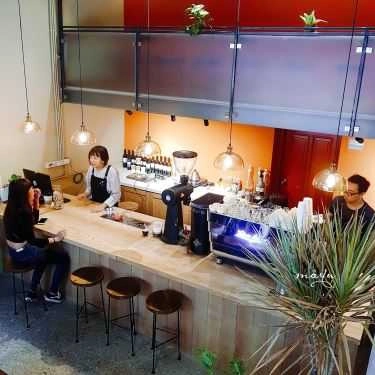 Không gian- Blackbird Coffee