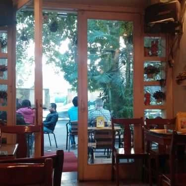 Không gian- Bùi Cafe - Phan Đình Phùng