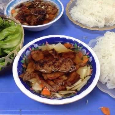 Món ăn- Ăn vặt Bún Chả - Trường THPT Lê Quý Đôn