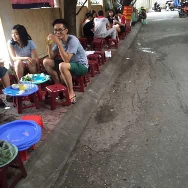 Không gian- Ăn vặt Bún Đậu - Giảng Võ