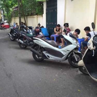 Không gian- Ăn vặt Bún Đậu - Giảng Võ