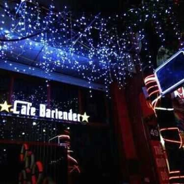 Không gian- Bartender Cafe