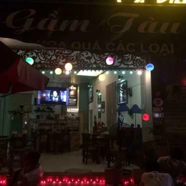Không gian- Gầm Tàu Cafe