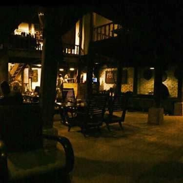 Tổng hợp- Nhà Sàn Art Cafe