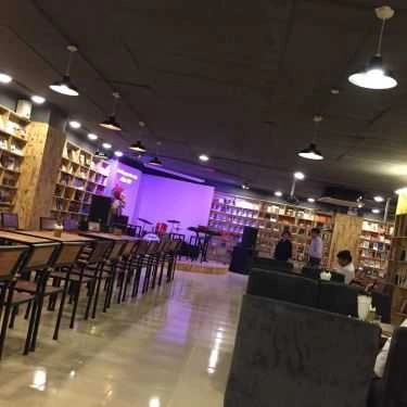 Tổng hợp- Cafe Sách Đông Tây - Lê Văn Thiêm