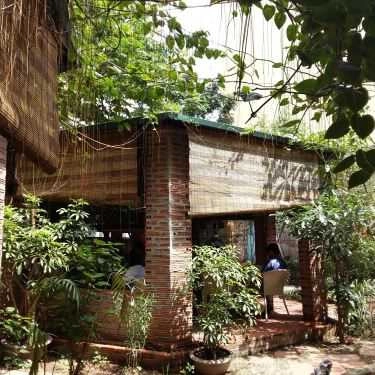 Không gian- Cafe Sân Vườn - Phạm Văn Bạch