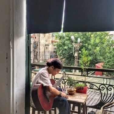 Tổng hợp- Cầm - Quán Nhạc, Sách & Cà Phê - Sixty Square