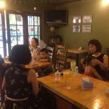 Không gian- Cat Cafe