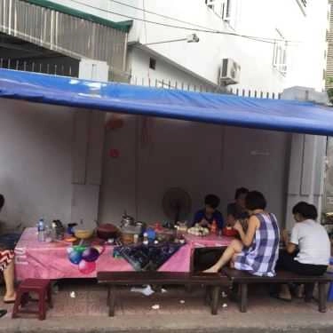 Không gian- Ăn vặt Cháo Sườn - Nguyễn Công Hoan