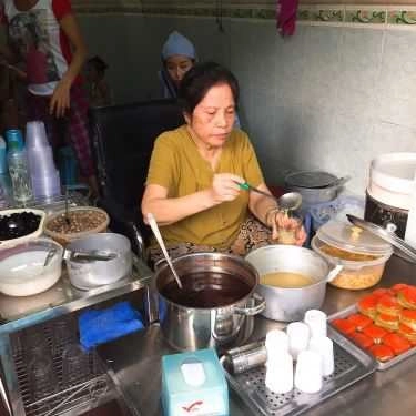 Tổng hợp- Ăn vặt Chè Bà Thơm - Quán Thánh