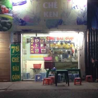 Không gian- Ăn vặt Chè Sài Gòn & Bánh Tráng Sốt Me - Trần Quý Cáp