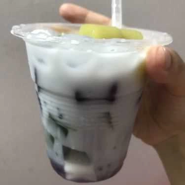 Món ăn- Ăn vặt Chè Khoai Dẻo & Chè Dừa Non - Vườn Hoa Công Đoàn