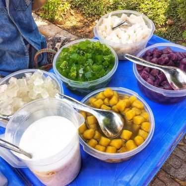 Món ăn- Ăn vặt Chè Khoai Dẻo & Chè Dừa Non - Vườn Hoa Công Đoàn