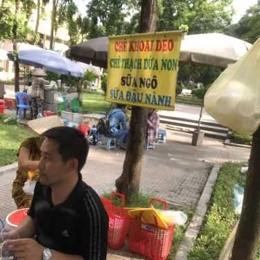 Tổng hợp- Ăn vặt Chè Khoai Dẻo & Chè Dừa Non - Vườn Hoa Công Đoàn