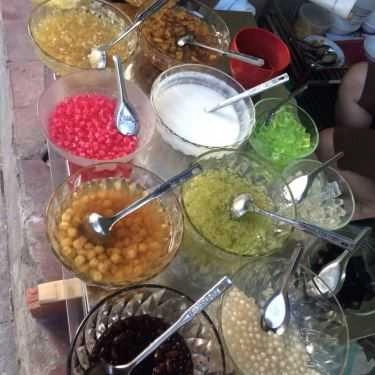 Món ăn- Ăn vặt Chè Khúc Bạch & Bánh Gối