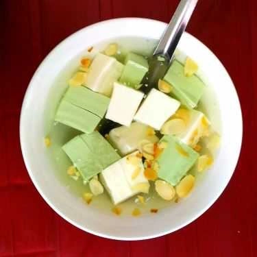 Món ăn- Cafe Chè Khúc Bạch - Hàng Giấy