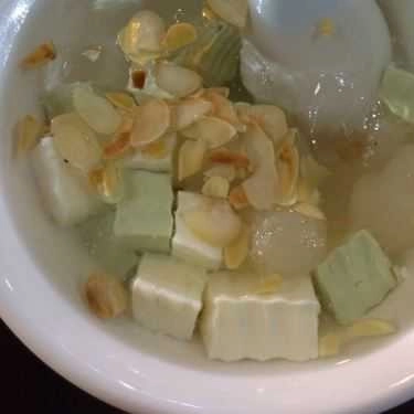 Món ăn- Cafe Chè Khúc Bạch - Hàng Giấy