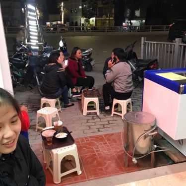 Không gian- Ăn vặt Chè Sầu Liên Đà Nẵng - Trần Khát Chân