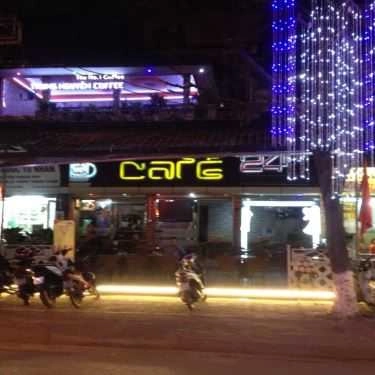 Không gian- 24h Cafe