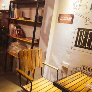 Không gian- A.R.T Coffee