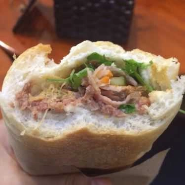 Món ăn- Cafe Bánh Mì Lãn Ông - Chả Cá