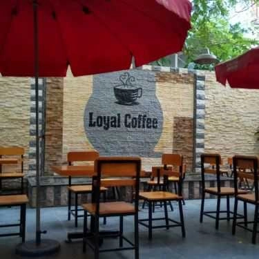 Không gian- Loyal Coffee