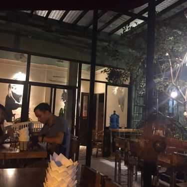 Không gian- Olaf Coffee - Trúc Bạch