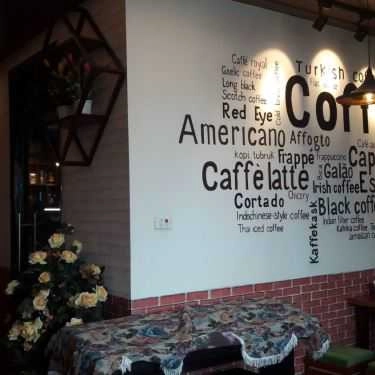 Không gian- Skytrain Station 97 Coffee