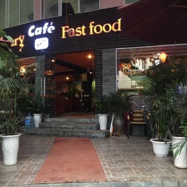 Không gian- Cherry Cafe - KĐT Định Công