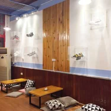 Tổng hợp- Chiin Sneakers Coffee