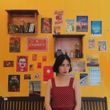 Không gian- Chín Bỏ Làm Mười Cafe