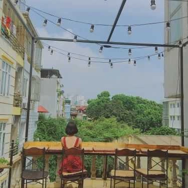 Không gian- Chín Bỏ Làm Mười Cafe