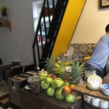 Không gian- Cafe Chuồn Deli - Food & Drink