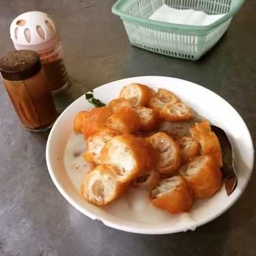 Món ăn- Ăn vặt Cô Lan - Cháo Trai Móng Giò
