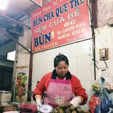 Không gian- Ăn vặt Cô Nga - Bún Chả Que Tre Chợ Đồng Xuân